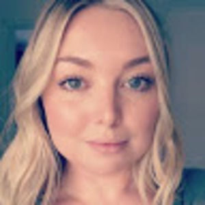 Meet your Posher, Essie